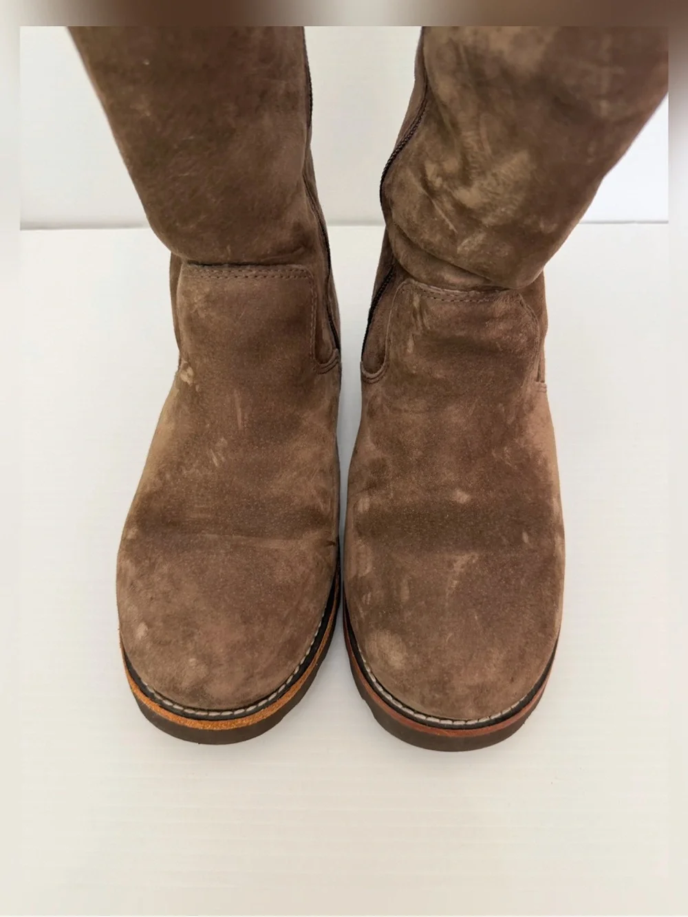 UGG calf color